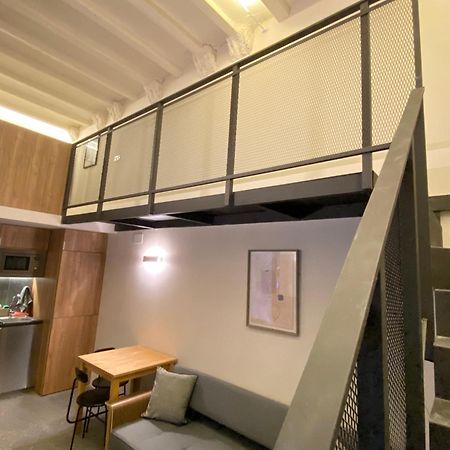 Boutique Apartments & Studios Bcn Барселона Екстер'єр фото