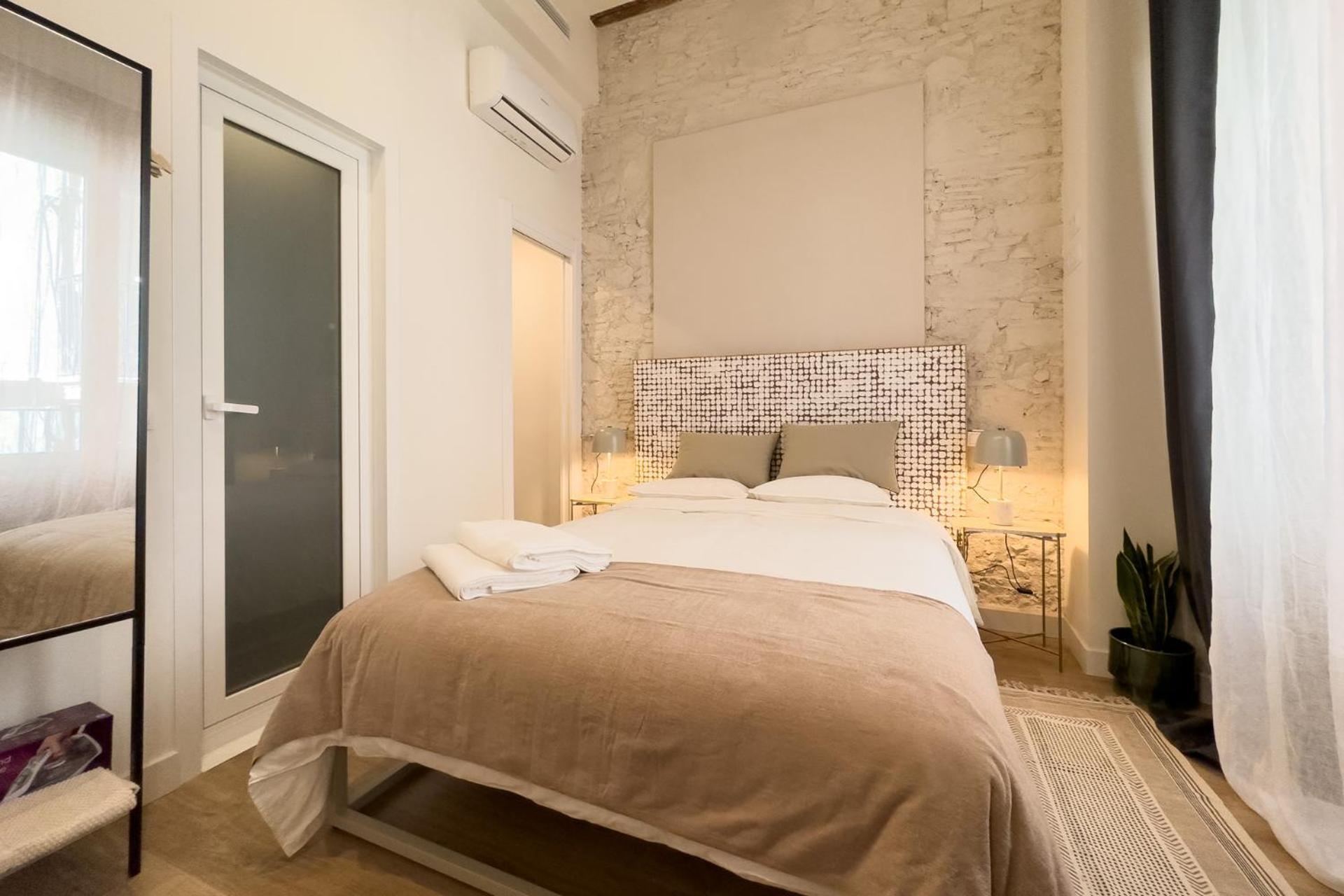 Boutique Apartments & Studios Bcn Барселона Екстер'єр фото