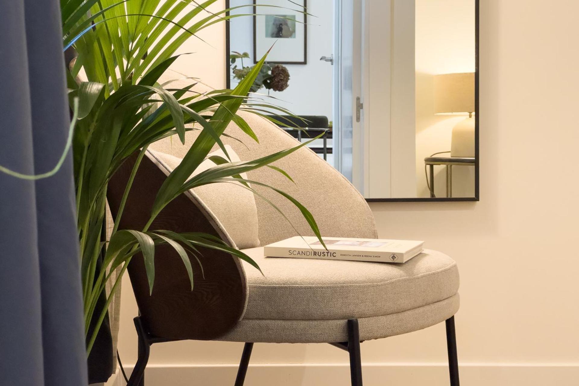 Boutique Apartments & Studios Bcn Барселона Екстер'єр фото
